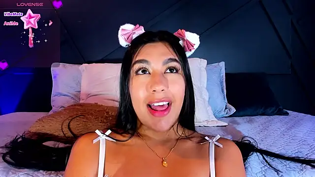 Emilyh  online show from 01/14/25, 02:00