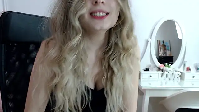  sweettreat online show from 03/13/25, 10:32