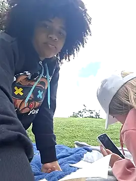 Snapshot of DANIELA_MICHEL chatting on 01/28/25, 04:52 DANIELA MICHEL online show from 01/28/25, 04:52