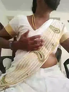 Snapshot of Preethytamilsexy chatting on 01/18/25, 08:52 Preethytamilsexy online show from 01/18/25, 08:52