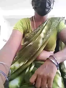 Snapshot of Preethytamilsexy chatting on 01/20/25, 12:07 Preethytamilsexy online show from 01/20/25, 12:07