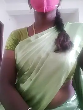 Snapshot of Preethytamilsexy chatting on 09/30/25, 04:39 Preethytamilsexy online show from 09/30/25, 04:39