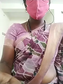 Snapshot of Preethytamilsexy chatting on 12/17/25, 12:00 Preethytamilsexy online show from 12/17/25, 12:00