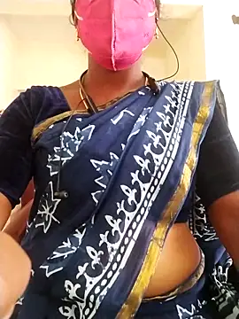 Snapshot of Preethytamilsexy chatting on 02/11/26, 04:50 Preethytamilsexy online show from 02/11/26, 04:50