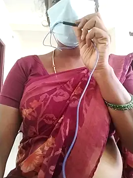 Snapshot of Preethytamilsexy chatting on 02/21/26, 09:43 Preethytamilsexy online show from 02/21/26, 09:43