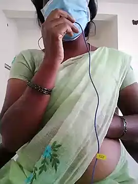 Snapshot of Preethytamilsexy chatting on 03/02/26, 05:52 Preethytamilsexy online show from 03/02/26, 05:52