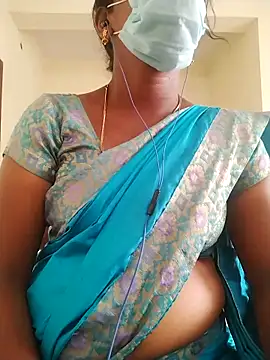 Snapshot of Preethytamilsexy chatting on 05/01/26, 03:11 Preethytamilsexy online show from 05/01/26, 03:11