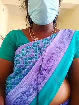 Snapshot of Preethytamilsexy chatting on 05/28/26, 09:17 Preethytamilsexy online show from 05/28/26, 09:17