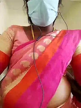 Snapshot of Preethytamilsexy chatting on 06/05/26, 07:03 Preethytamilsexy online show from 06/05/26, 07:03