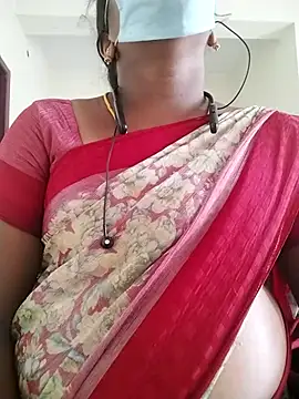 Snapshot of Preethytamilsexy chatting on 07/17/26, 05:14 Preethytamilsexy online show from 07/17/26, 05:14
