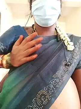 Snapshot of Preethytamilsexy chatting on 08/08/26, 12:29 Preethytamilsexy online show from 08/08/26, 12:29