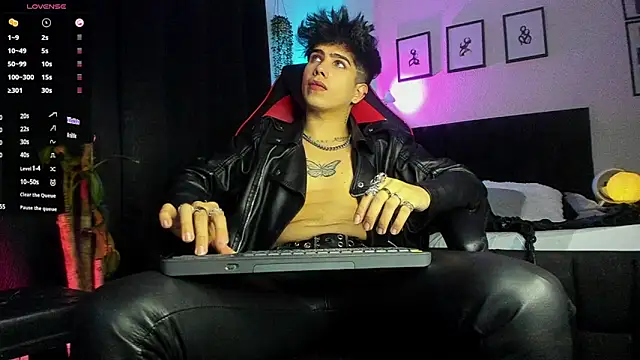 LyleBennett  online show from 07/21/26, 11:34