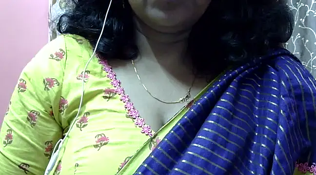 Riya riyaa online show from 12/18/24, 11:34