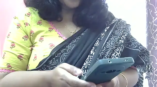 Riya riyaa online show from 01/12/25, 07:32