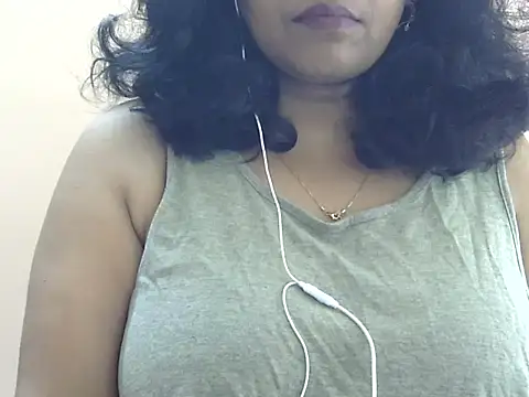 Riya riyaa online show from 02/01/25, 06:54