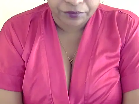 Snapshot of Riya_riyaa chatting on 11/14/25, 01:48 Riya riyaa online show from 11/14/25, 01:48