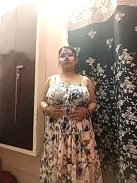 Snapshot of Anjalihotwife chatting on 03/20/25, 06:09 Anjalihotwife online show from 03/20/25, 06:09