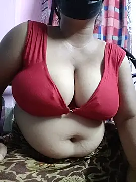 BERRY 00 online show from 05/14/26, 06:47