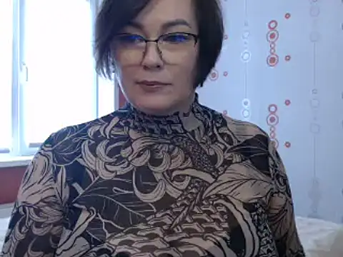 Nora Star online show from 03/21/25, 09:34