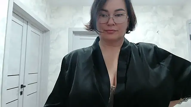 Nora Star online show from 09/23/25, 07:28