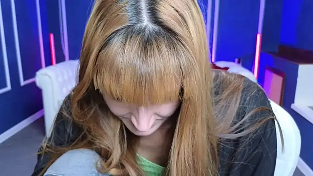 Nika Kitten online show from 12/20/24, 03:10