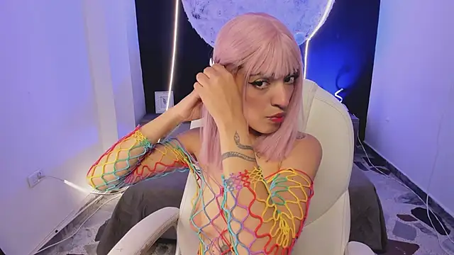 Snapshot of AlliceRosero chatting on 09/23/25, 04:04 AlliceRosero online show from 09/23/25, 04:04