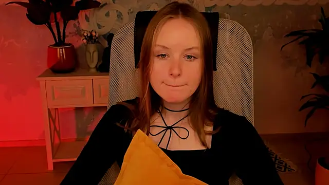 VivienLeeigh online show from 12/10/24, 04:17