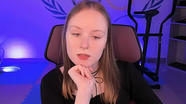 VivienLeeigh online show from 12/14/24, 01:05