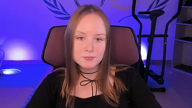 VivienLeeigh online show from 12/14/24, 04:09