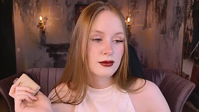 Snapshot of VivienLeeigh chatting on 11/21/25, 01:10 VivienLeeigh online show from 11/21/25, 01:10