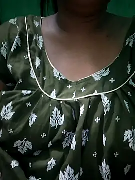 Snapshot of zeevaansari chatting on 10/26/25, 06:47 zeevaansari online show from 10/26/25, 06:47