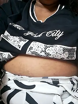 Snapshot of zeevaansari chatting on 11/02/25, 06:32 zeevaansari online show from 11/02/25, 06:32