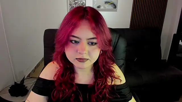 crimson tati  online show from 09/25/25, 04:27