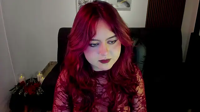 crimson tati  online show from 11/08/25, 04:01