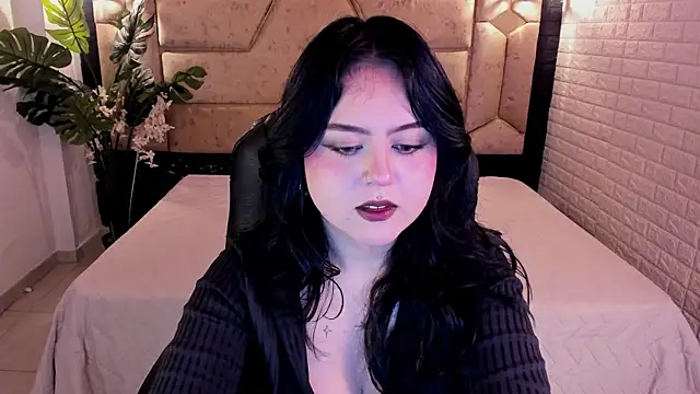 crimson tati  online show from 06/10/26, 05:07