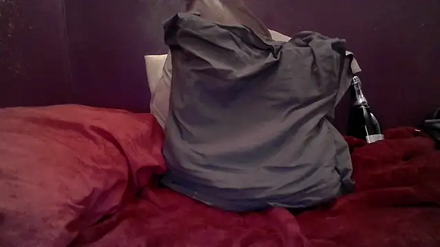 Cindy22 online show from 02/02/25, 10:17
