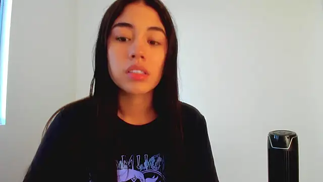 AriaMontgomery online show from 07/16/26, 11:00
