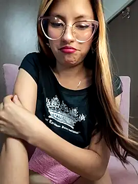 little mavi online show from 03/06/25, 01:37