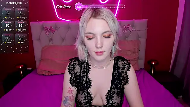 Fluffy Monica online show from 12/06/24, 01:29