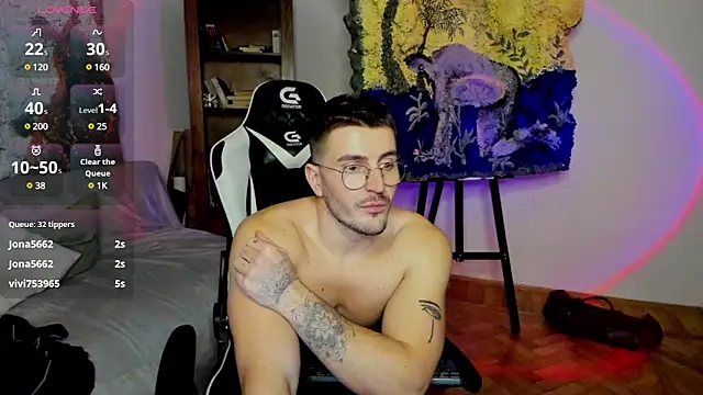 JulianDylan online show from 01/25/25, 10:40