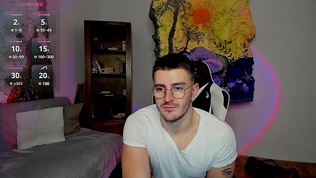 JulianDylan online show from 01/26/25, 04:30