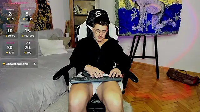 JulianDylan online show from 01/30/25, 10:29
