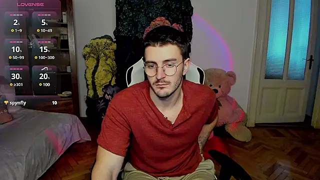 JulianDylan online show from 02/13/25, 08:27