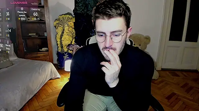 JulianDylan online show from 02/18/25, 04:15