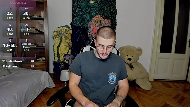 JulianDylan online show from 02/23/25, 08:55