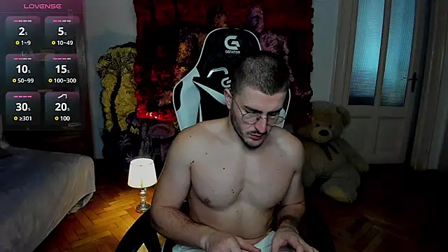 JulianDylan online show from 02/27/25, 09:32