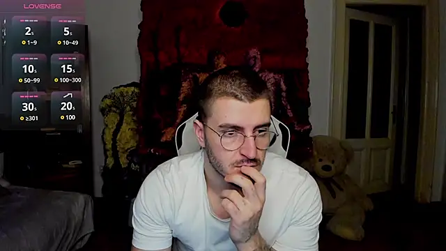 JulianDylan online show from 03/05/25, 04:13