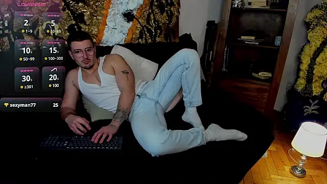 JulianDylan online show from 03/18/25, 10:14