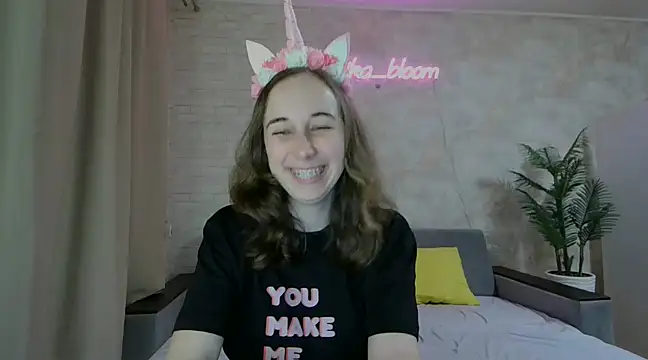 Anika bloom online show from 01/29/25, 11:56