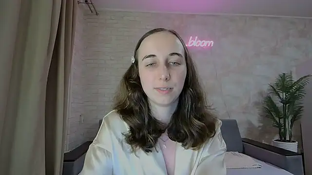 Anika bloom online show from 02/10/25, 06:20